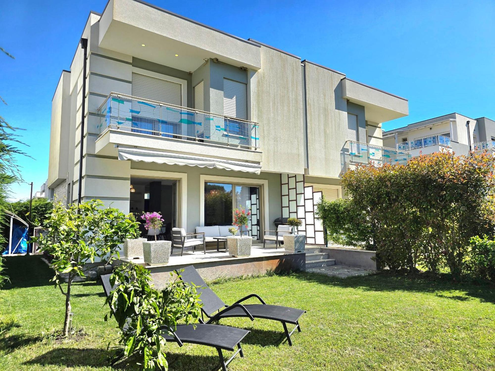 Modern Villas At Perla Resort Durrës Eksteriør billede